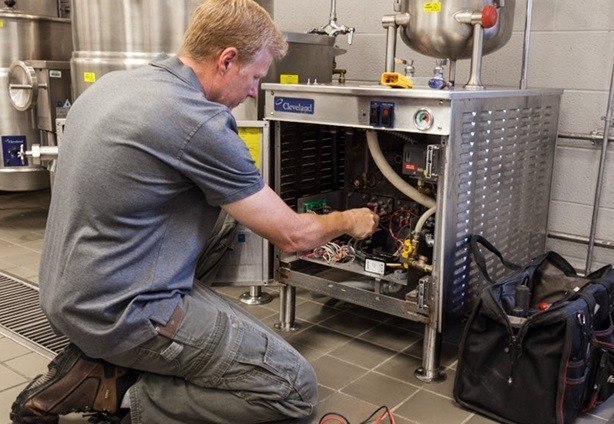 Commercial Equipment Maintenance Software 2 Equipment Maintenance Software